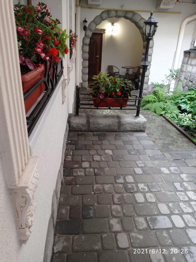 Rynok 25 Modern Lviv Centerアパートメント エクステリア 写真