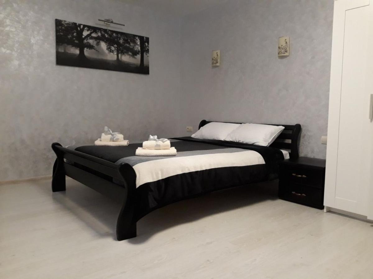 Rynok 25 Modern Lviv Centerアパートメント エクステリア 写真