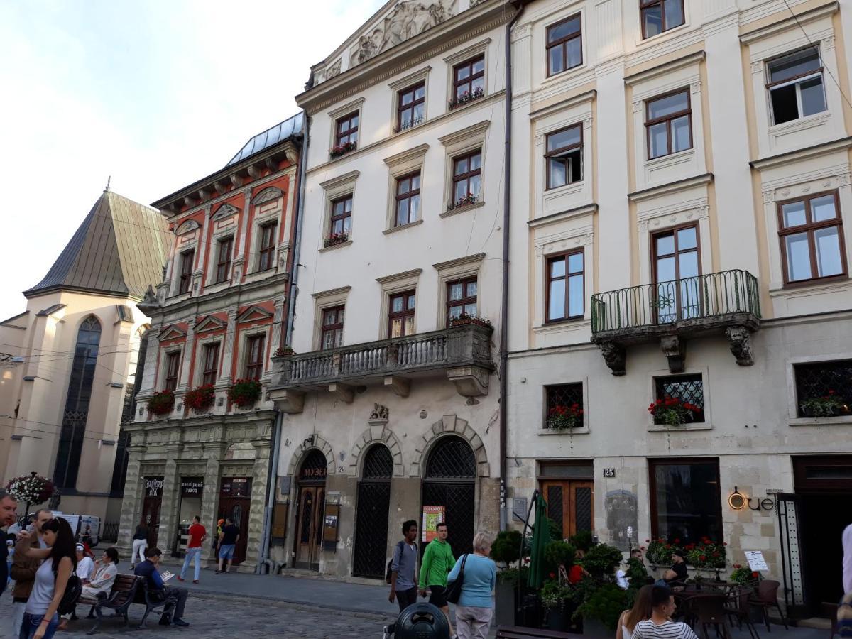 Rynok 25 Modern Lviv Centerアパートメント エクステリア 写真